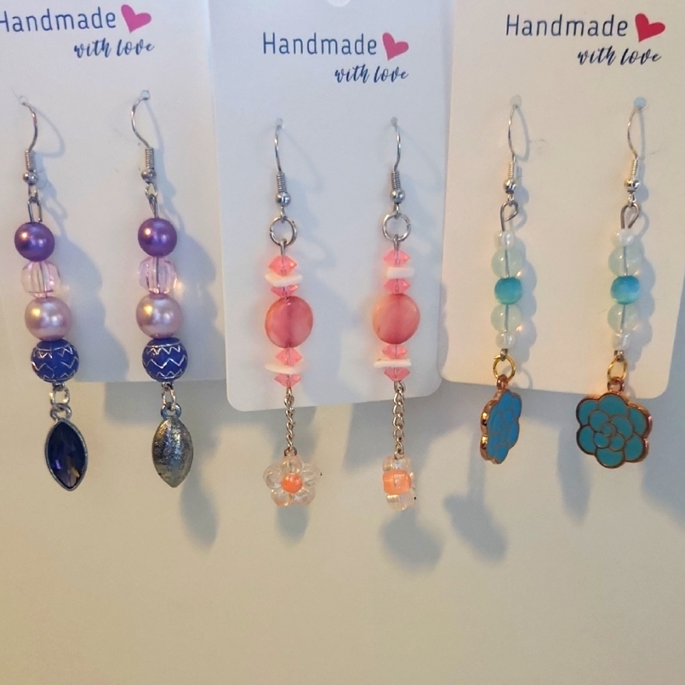 Multicolor Beaded Earrings Set
